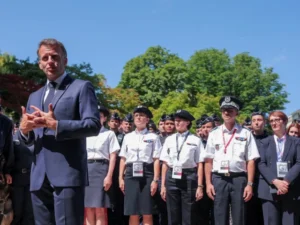 G7 leaders arriving at the Evian-les-Bains summit in France amid discussions on global trade, Iran diplomacy, Ukraine, and economic security.