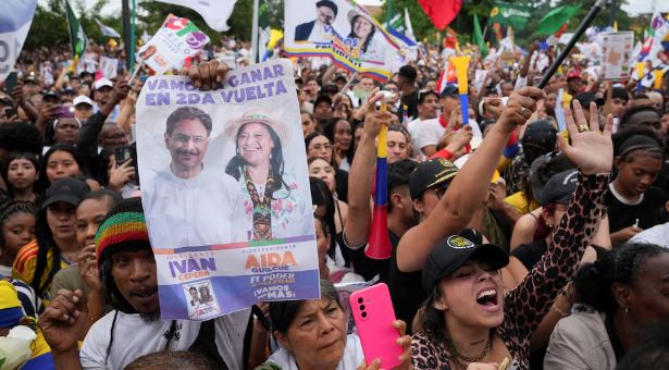 Colombia Presidential Race Heads to Runoff as De La Espriella Leads First Round