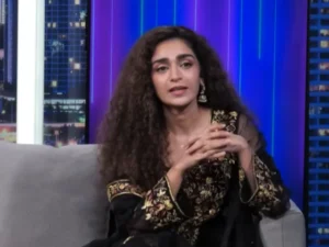 Hajra Yamin Says Actors Are Not Influencers, Warns of Growing Social Media Pressure
