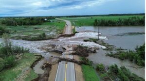 Western Manitoba first nation declares state of emergency as flooding worsens